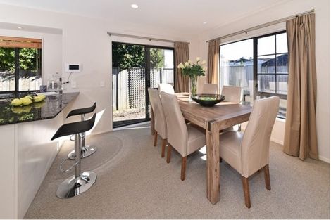 Photo of property in 3 Dunoon Close, Flat Bush, Auckland, 2016