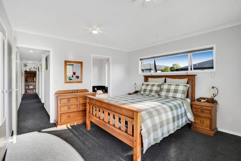 Photo of property in 8b Joshua Place, Bell Block, New Plymouth, 4312