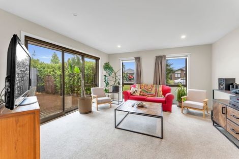 Photo of property in 71 Beaumont Drive, Rolleston, 7614