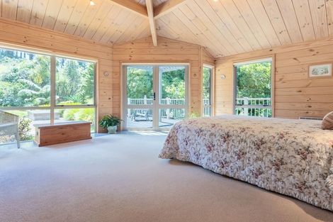 Photo of property in 27 Cascade Way, Paraparaumu, 5032