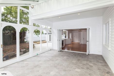 Photo of property in 121a Merivale Lane, Merivale, Christchurch, 8014