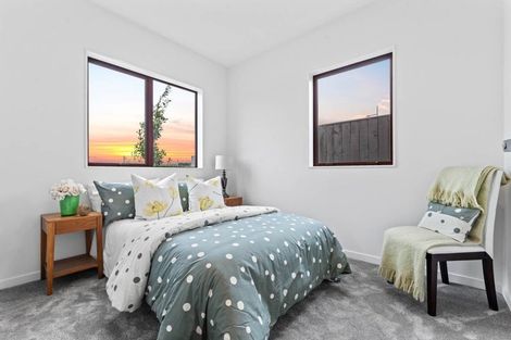 Photo of property in 55 Karaka Village Parade, Karaka, 2580