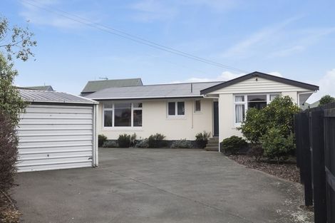 Photo of property in 8 Lake Terrace Road, Burwood, Christchurch, 8061