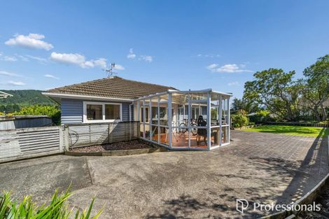 Photo of property in 9 Peel Place, Wainuiomata, Lower Hutt, 5014
