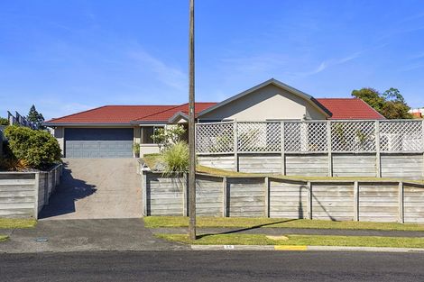 Photo of property in 26 Ashmore Drive, Frankleigh Park, New Plymouth, 4310