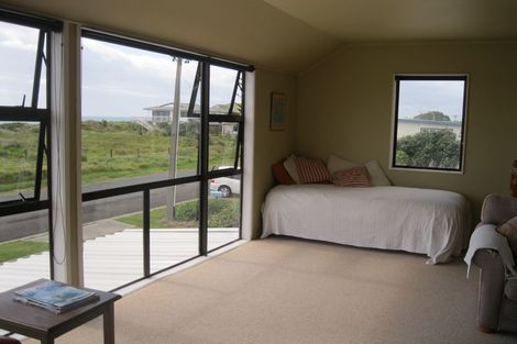 Photo of property in 44 Bway Road, Waihi Beach, 3611