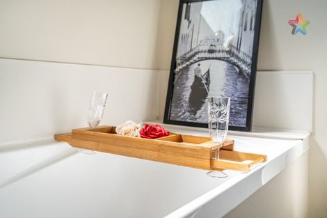 Photo of property in 2/33 Hay Street, Naenae, Lower Hutt, 5011