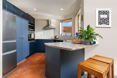 Photo of property in 27 View Ridge Drive, Ranui, Auckland, 0612