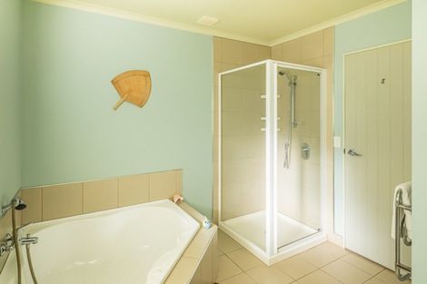 Photo of property in 25 Sams Way, Raumati South, Paraparaumu, 5032