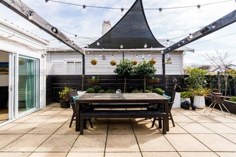 Photo of property in 33 Ings Avenue, Saint Clair, Dunedin, 9012