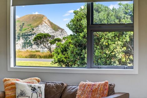 Photo of property in 401 Ormond Drive, Mahia, Nuhaka, 4198