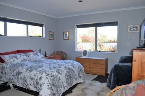 Photo of property in 27a Te Manuao Road, Otaki, 5512