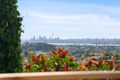 Photo of property in 17a Cherry Tree Place, Massey, Auckland, 0614