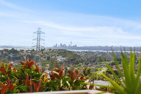 Photo of property in 17a Cherry Tree Place, Massey, Auckland, 0614