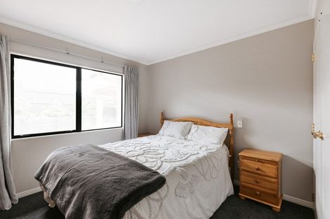 Photo of property in 2 Brackenburn Drive, Ohauiti, Tauranga, 3112