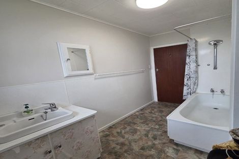 Photo of property in 4 Duke Place, New Plymouth, 4310