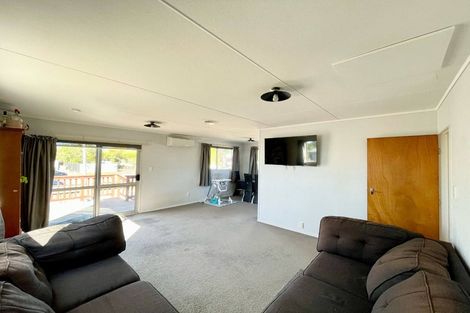 Photo of property in 10 Wicklow Place, Bell Block, New Plymouth, 4312