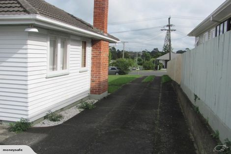 Photo of property in 14 Rogan Street, Mount Roskill, Auckland, 1041