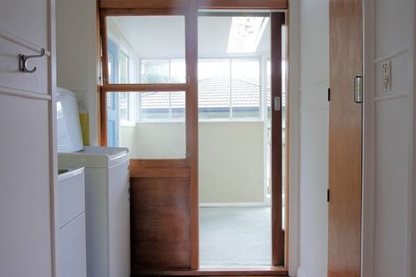 Photo of property in 104 Atawhai Road, Fitzherbert, Palmerston North, 4410