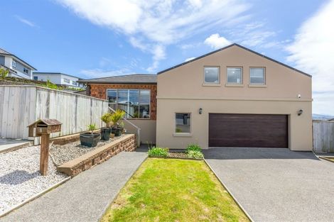 Photo of property in 8 Kahurangi Heights, Aotea, Porirua, 5024