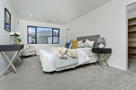 Photo of property in 2c Livingstone Street, Milford, Auckland, 0620