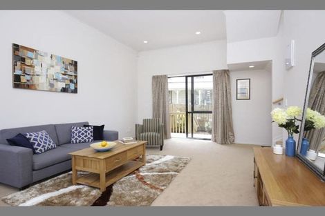 Photo of property in 10/2 Swan Hill Drive, Glen Eden, Auckland, 0602