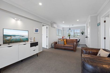 Photo of property in 1055 Papamoa Beach Road, Papamoa Beach, Papamoa, 3118