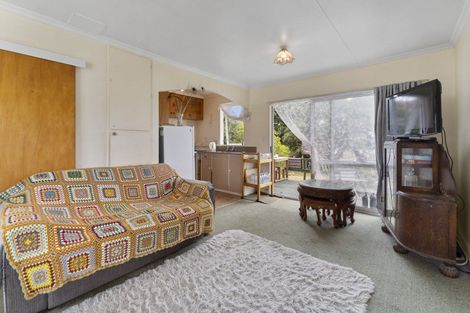 Photo of property in 49 Toi Street, Otaki Beach, Otaki, 5512