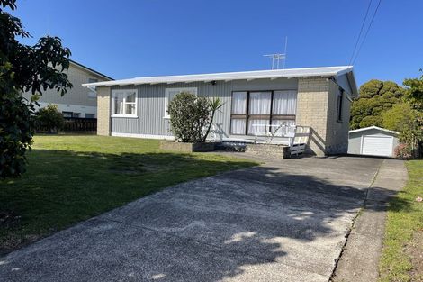 Photo of property in 27 Percy Road, Papamoa Beach, Papamoa, 3118