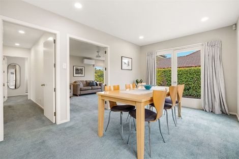 Photo of property in 9 Solway Avenue, Ilam, Christchurch, 8041