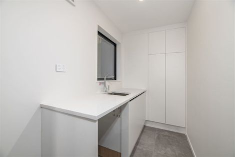 Photo of property in 126 San Valentino Drive, Henderson, Auckland, 0612