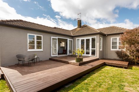 Photo of property in 15 Tyndall Street, Palmerston North, 4414