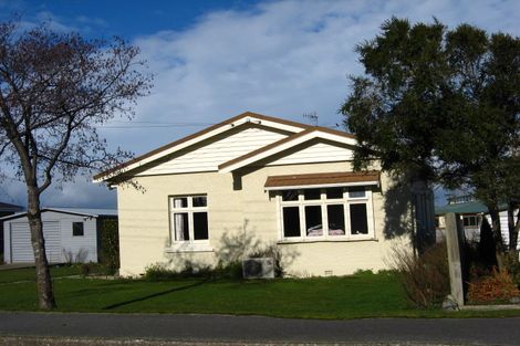Photo of property in 21 Huia Street, Waikiwi, Invercargill, 9810