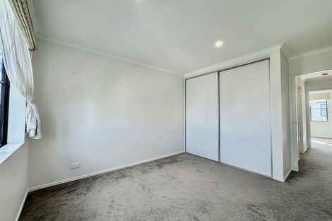 Photo of property in 20 Bellbird Street, Papakura, 2110