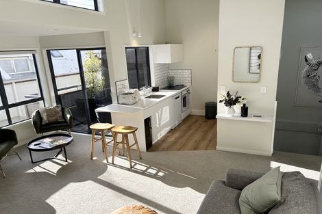 Photo of property in 36m Maunganui Road, Mount Maunganui, 3116