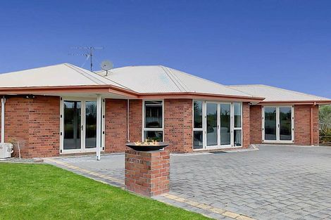 Photo of property in 6 Halston Close, Huntingdon, Ashburton, 7774