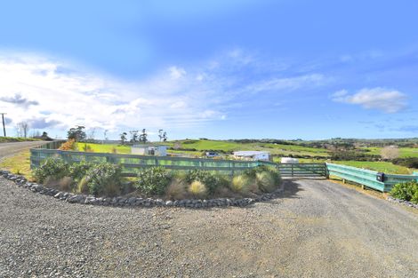 Photo of property in 64 Brown Road, Hakaru, Kaiwaka, 0573