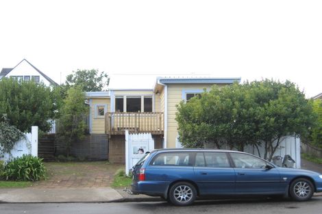 Photo of property in 13a Margaret Road, Raumati Beach, Paraparaumu, 5032