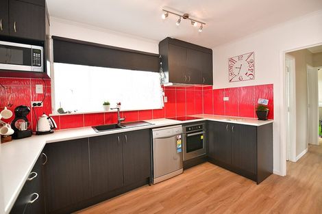 Photo of property in 53b Springs Road, Parakai, 0830