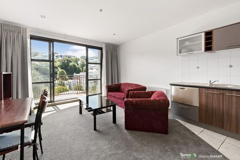 Photo of property in Atrium Towers, 8g/154 The Terrace, Wellington Central, Wellington, 6011