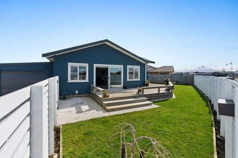Photo of property in 27 County Drive, Hawera, 4610