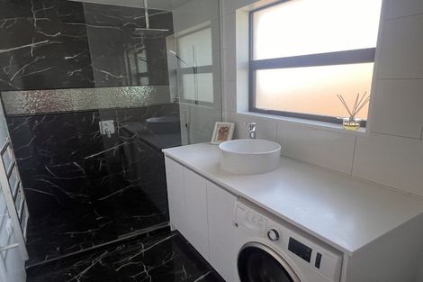 Photo of property in 10 Lochmore Street, Bishopdale, Christchurch, 8051