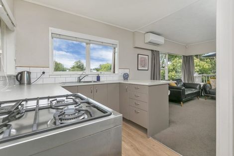Photo of property in 1/5 Stott Avenue, Birkdale, Auckland, 0626