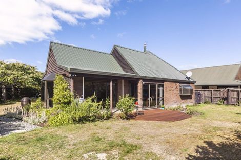 Photo of property in 271 Queenspark Drive, Parklands, Christchurch, 8083