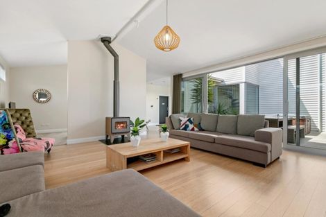 Photo of property in 1220a Papamoa Beach Road, Papamoa Beach, Papamoa, 3118