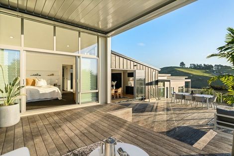 Photo of property in 38 Holcombrooke Lane, Welcome Bay, Tauranga, 3175