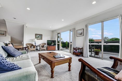 Photo of property in 66 Saint Andrews Terrace, St Andrews, Hamilton, 3200