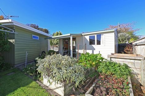 Photo of property in 7 Saint Hill Lane, Havelock North, 4130