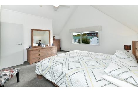 Photo of property in 1/126 Brian Crescent, Stanmore Bay, Whangaparaoa, 0932