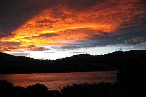 Photo of property in 36 Bayview Crescent, Duvauchelle, 7581